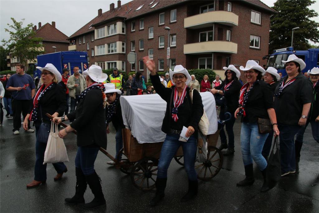 Impressionen vom Nordenhamer Stadtfestumzug 2017.