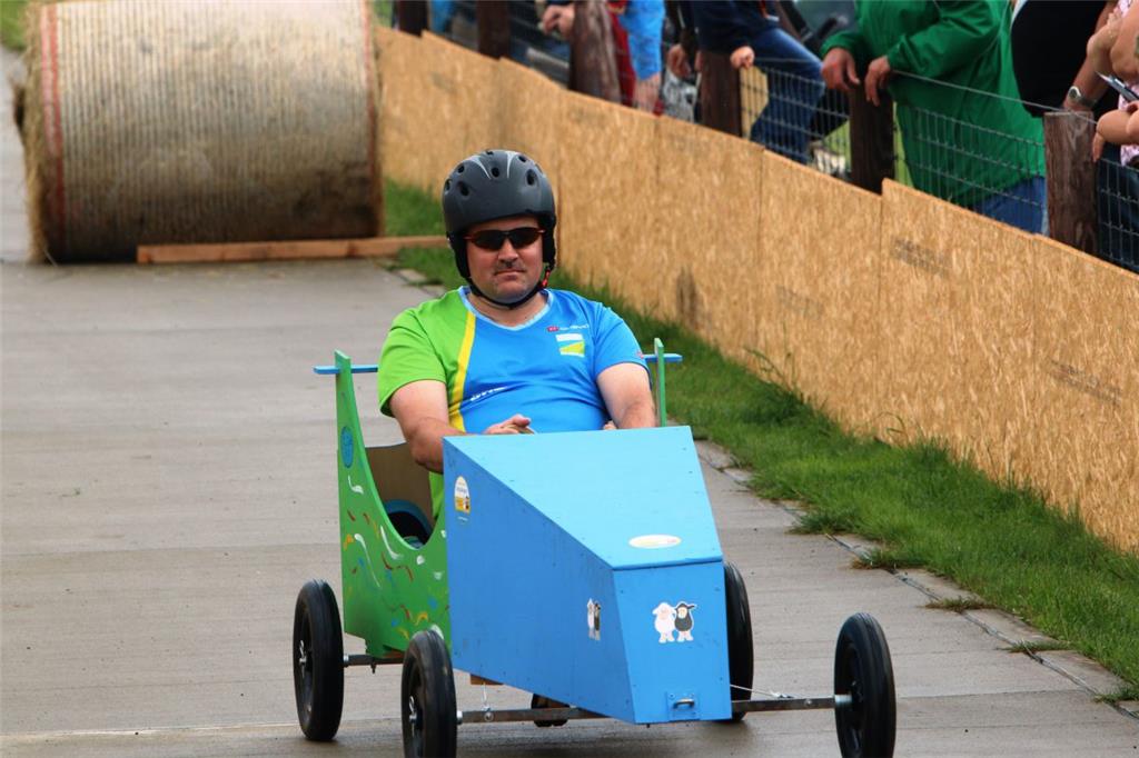 Impressionen vom Seifenkistenrennen Feldhausen 2017.