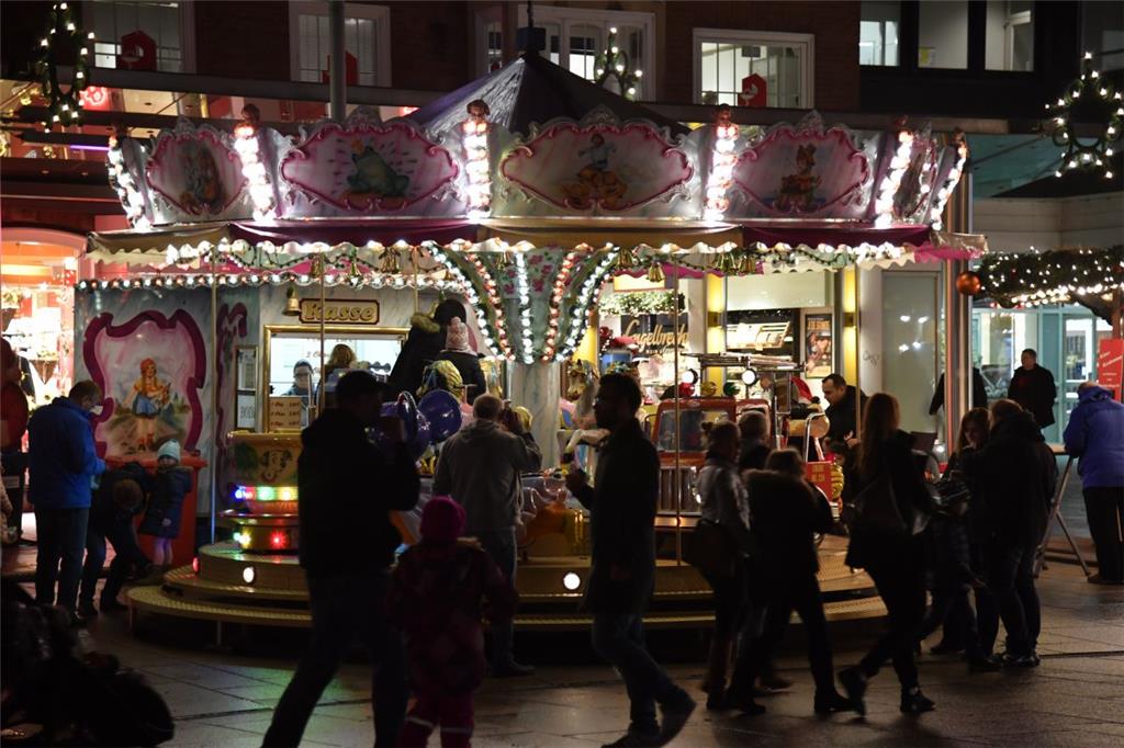 Impressionen vom Weihnachtsmarkt in Bremerhaven.