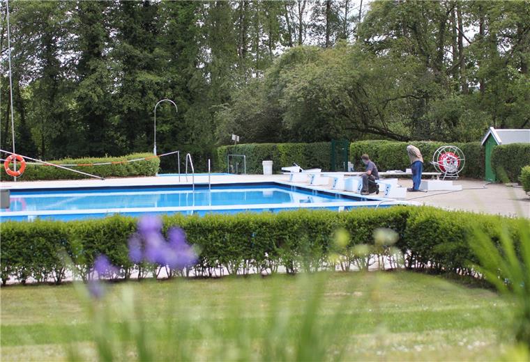 Samtgemeinde Tarmstedt: Noch kein Planschen in Sicht In allen drei Bädern in der Samtgemeinde Tarmstedt laufen die Vorbereitungen für die Freibadsaison. Ob in diesem Jahr allerdings überhaupt dort geplanscht werden darf, soll die Politik entscheiden.