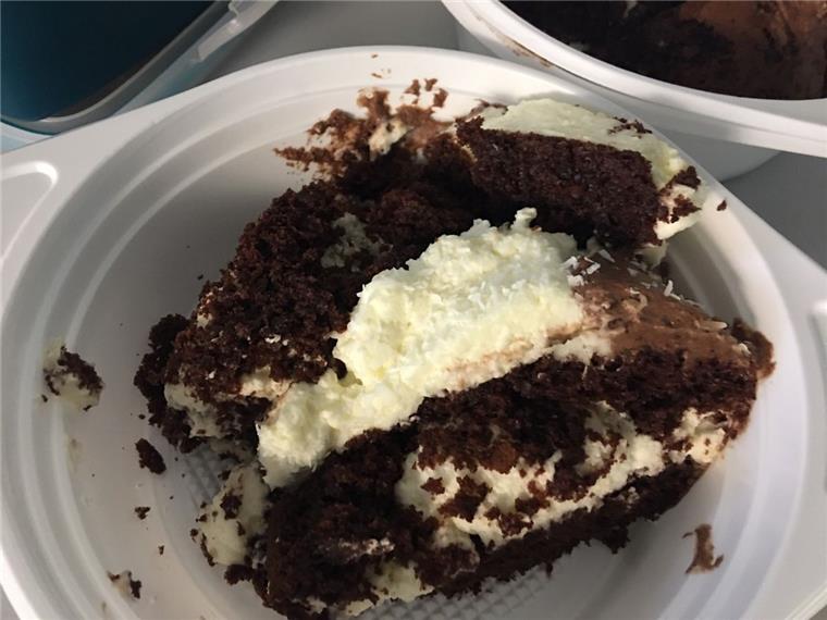 In Australien starb eine 60-Jährige bei einem Kuchen-Wettessen. 