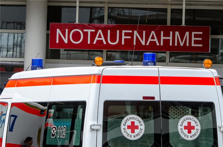 Schwerer Verkehrsunfall in Beverstedt: Fünf Verletzte In Beverstedt hat es einen schweren Unfall mit fünf Verletzten gegeben.