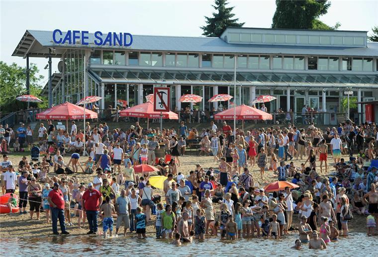 "Cafe Sand" am Weserstrand in Bremen
