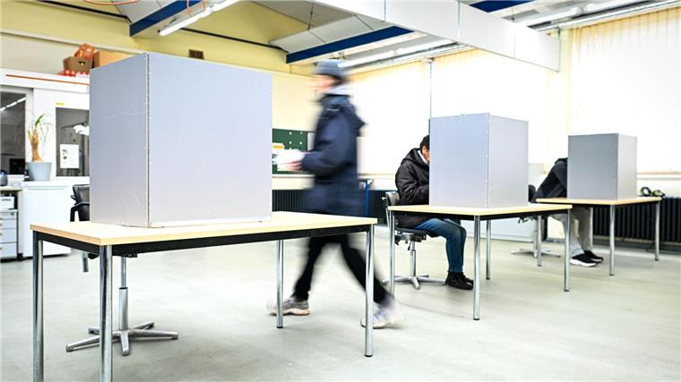 In Bremen haben die Wahllokale seit morgens geöffnet. 