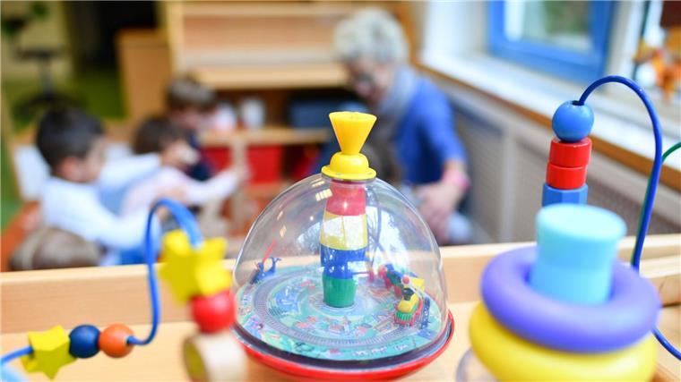 Voraussichtlich rund 1300 Kinder in Bremen ohne Betreuung In Bremen haben viele Eltern ab August ein Problem bei der Betreuung ihrer Kinder. (Fotoarchiv)