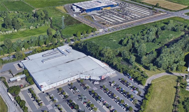 Bremerhaven: Ladendieb bedroht Verkäuferin mit Stichwaffe In Bremerhaven-Bohmsiel gab es einen Fall von räuberischer Erpresssung.