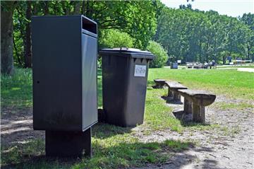 In Bremerhaven gibt es jetzt mehr Mülltonnen in den Parks. 