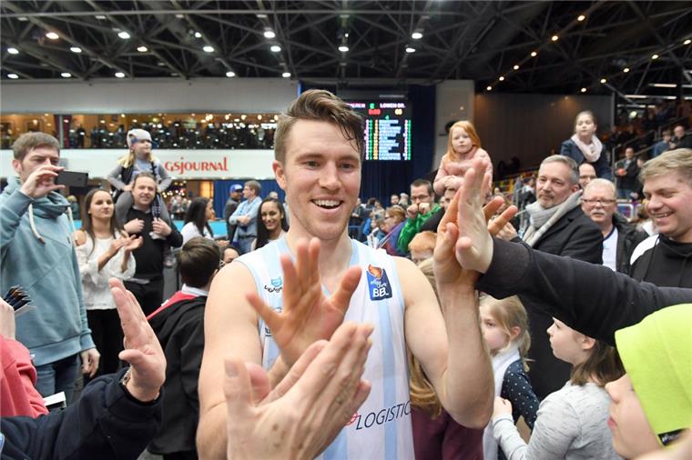 Eisbären freuen sich auf das Wiedersehen mit Jordan Hulls In Bremerhaven hat Jordan Hulls viele Freunde gewonnen. Daran wird sich auch nichts ändern - unabhängig vom Ausgang des Spiels am Sonntag.