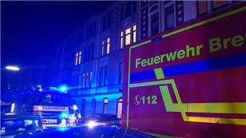 In Bremerhaven-Lehe (Heinrichstraße) hat es in einem Mehrfamilienhaus gebrannt.