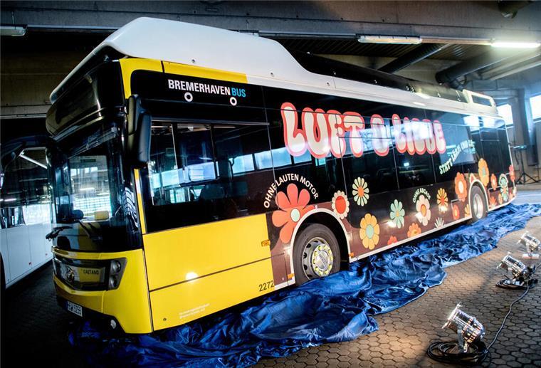 Gleicher Typ wie in Bremerhaven: Bahn kauft Wasserstoffbusse Wasserstoffbus in Bremerhaven