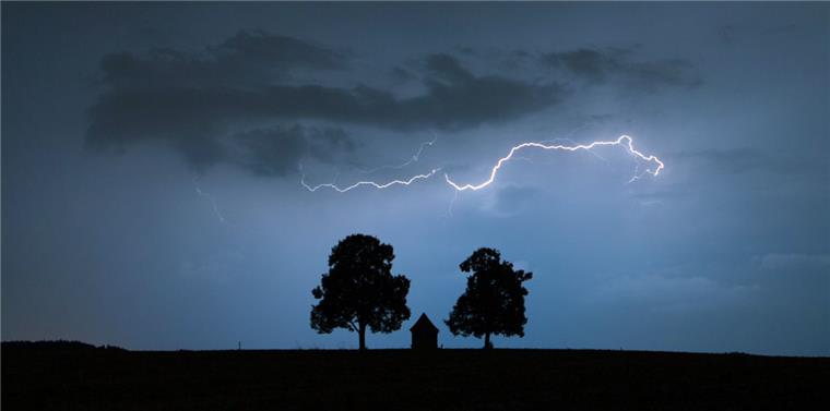 In Bremerhaven und umzu könnten am Sonntag Gewitter aufziehen.