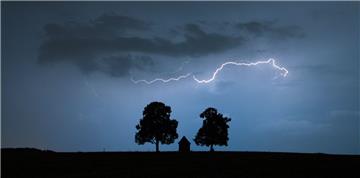In Bremerhaven und umzu könnten am Sonntag Gewitter aufziehen.