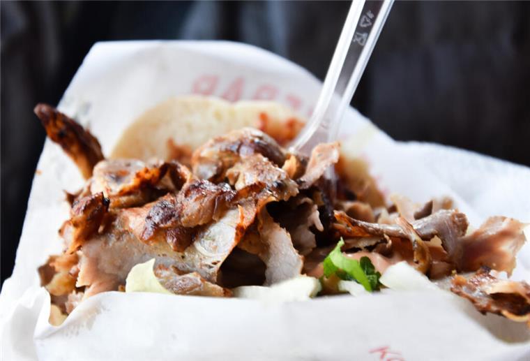 In Bremerhaven wird appetitlicher Döner serviert.