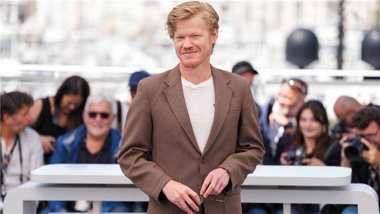 In Cannes wurde Jesse Plemons für seine Leistung gefeiert.