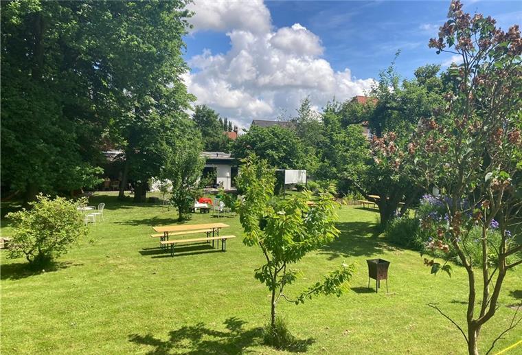 Trödelmarkt in Alberts Garten Kulturverein Alberts Garten