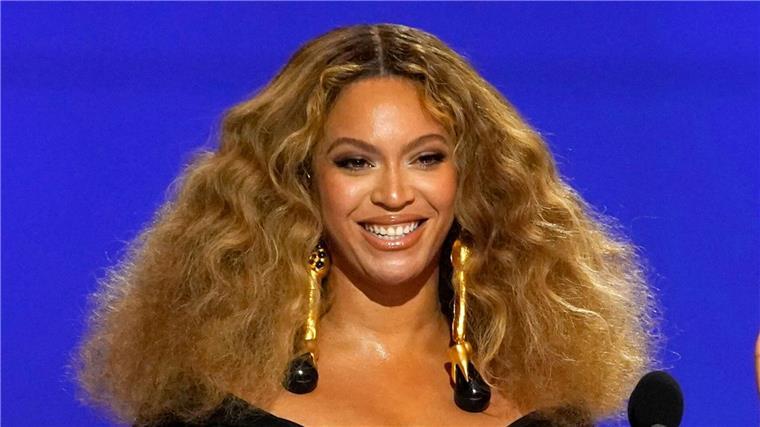 Beyoncé und Tochter im Trailer von „König der Löwen“-Prequel In dem neu angekündigten Film „Mufasa: Der König der Löwen“ spricht US-Sängerin Beyoncé die Löwin Nala, ihre Tochter Blue Ivy Carter (12) leiht dem Löwenmädchen Kiara ihre Stimme.