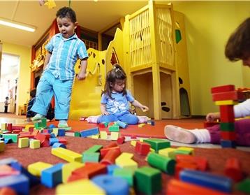 In den meisten Kindertagesstätten in der Gemeinde Wurster Nordseeküste sind freie Plätze rar. Fast überall gibt es nur noch wenige – manchenorts sogar gar keine.