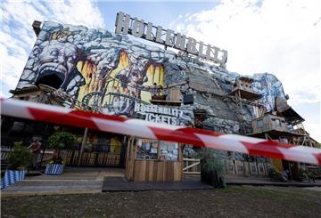 In der Achterbahn „Höllenblitz“ auf dem Münchener Oktoberfest hat sich ein Unfall ereignet. 