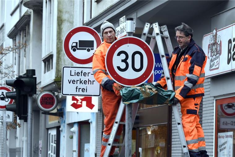In der "Alten Bürger" gilt inzwischen wieder Tempo 30. Die Einführung der Geschwindigkeitsbegrenzung ist dort bereits durch Lärmmessungen untermauert worden.  Foto Scheer