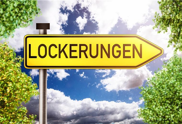 In der Bevölkerung gibt es nach einer Insa-Umfrage im Auftrag der „Bild am Sonntag“ zum ersten Mal seit längerem eine Mehrheit, die sich für Öffnungsschritte ausspricht.