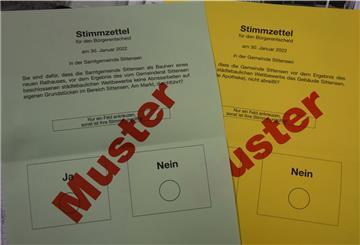 Das Foto zeigt die Stimmzettel