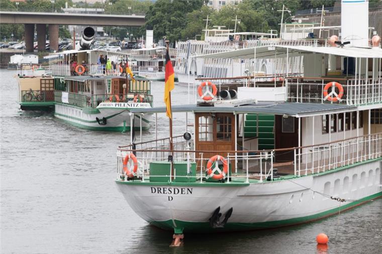 Extremes Niedrigwasser in der Elbe: "Klimakrise erreicht unsere Flüsse" In der Elbe hat im vergangenen Jahr rund die Hälfte der Zeit Wassermangel geherrscht.