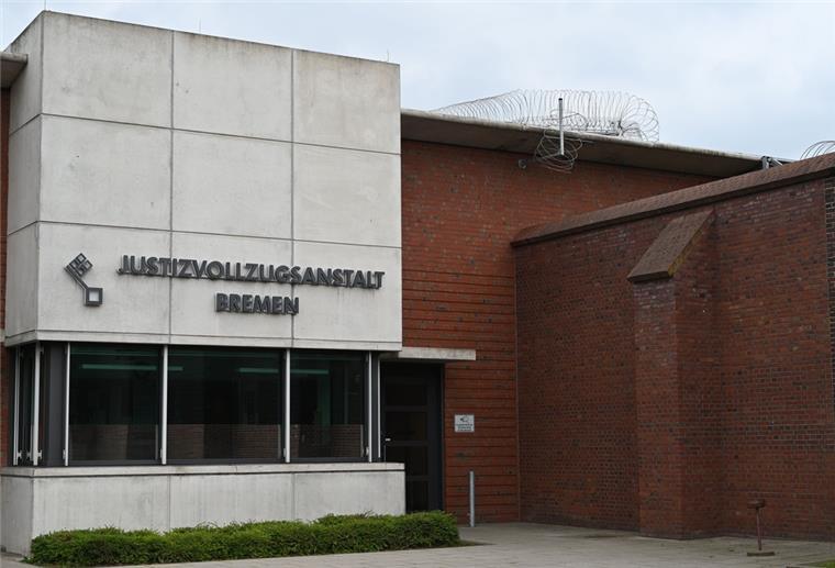 Der Haupteingang der Justizvollzugsanstalt (JVA) Bremen. 