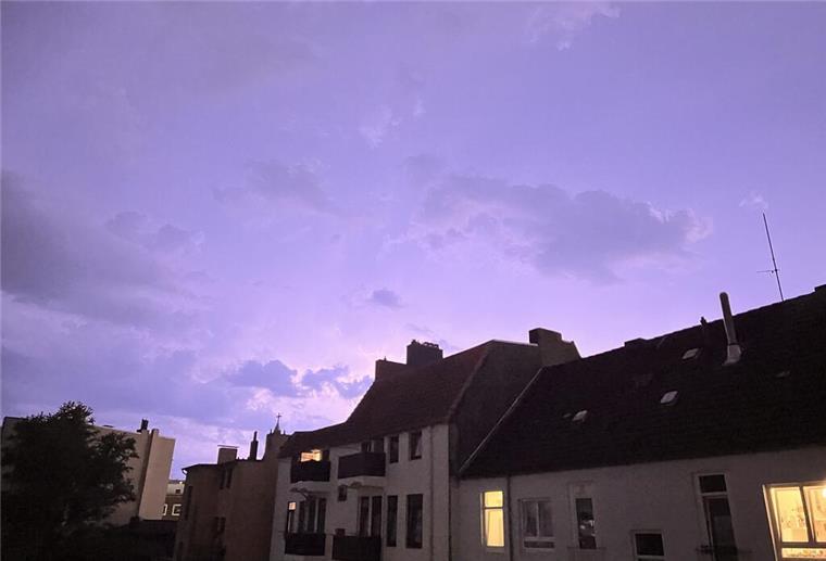 Himmel Häuser Blitz