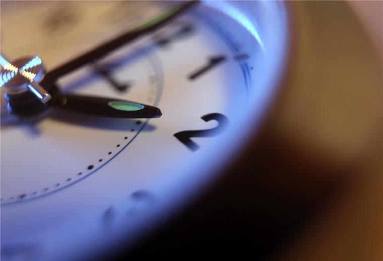 Sommerzeit: Am Wochenende wird die Uhr umgestellt In der Nacht zu Sonntag wird die Zeit auf Sommerzeit umgestellt.