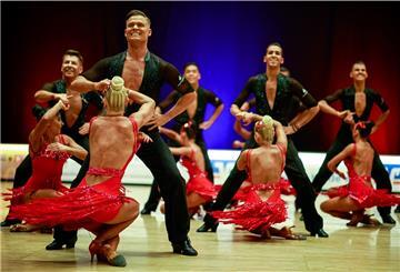 In der Nordheidehalle in Buchholz tanzte das A-Team der TSG Bremerhaven auf den dritten Platz.