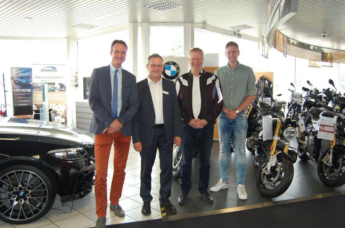 Bremerhaven: In diesem Unternehmen wird gefeiert Bobrink Händler Team