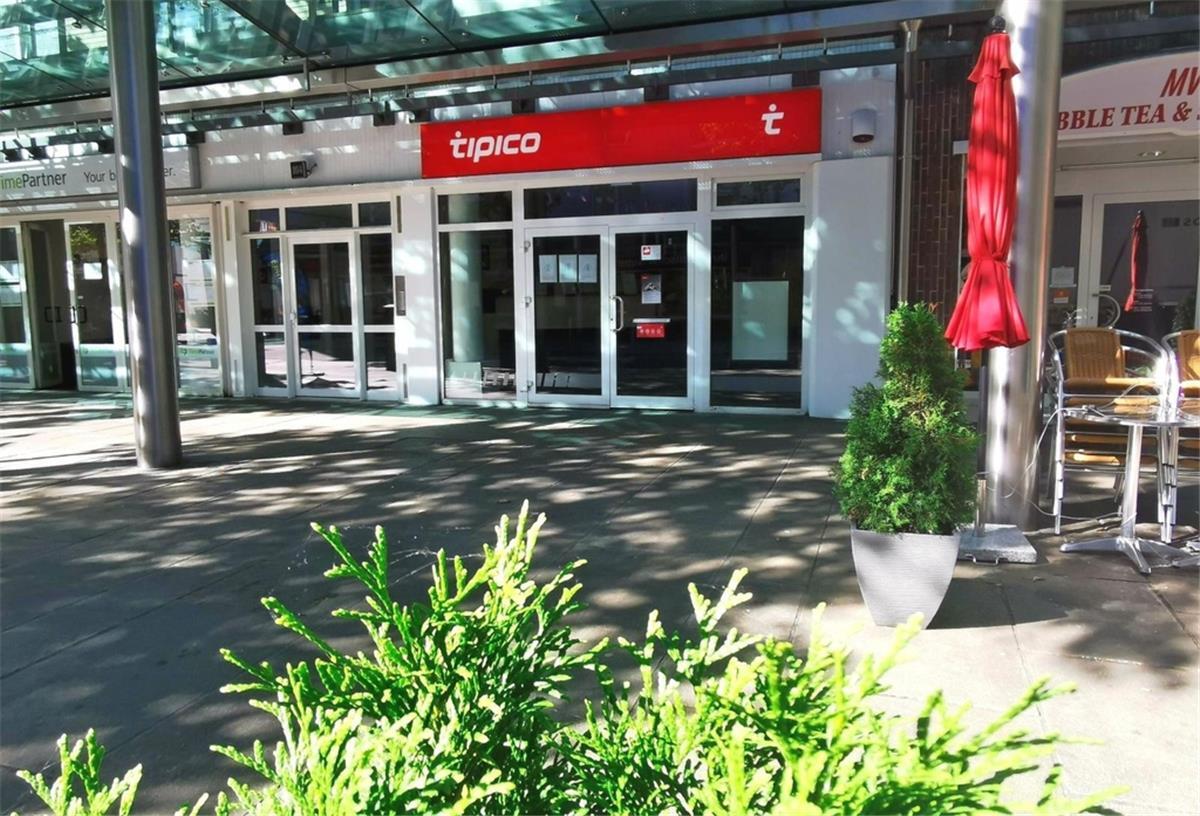 Bremerhaven: Wettbüros bleiben vorerst geöffnet In der Tipico-Annahmestelle in der Bürgermeister-Smidt-Straße können keine Sportwetten mehr platziert werden.