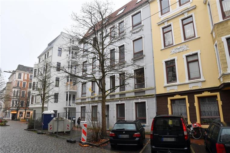 Lehe: Im Goethequartier entsteht ein "Bastelhaus" In der Uhlandstraße in Bremerhaven-Lehe entsteht ein "Bastelhaus". Die Stäwog saniert das Haus, die Käufer der Wohnungen sollen sich aber ihre vier Wände so basteln, wie sie sie haben wollen.