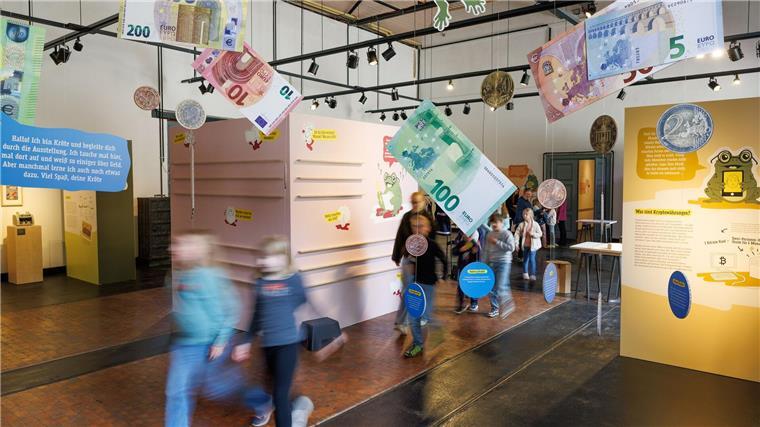 Ran ans Geld! In dieser Kinderausstellung dreht sich alles um Geld.
