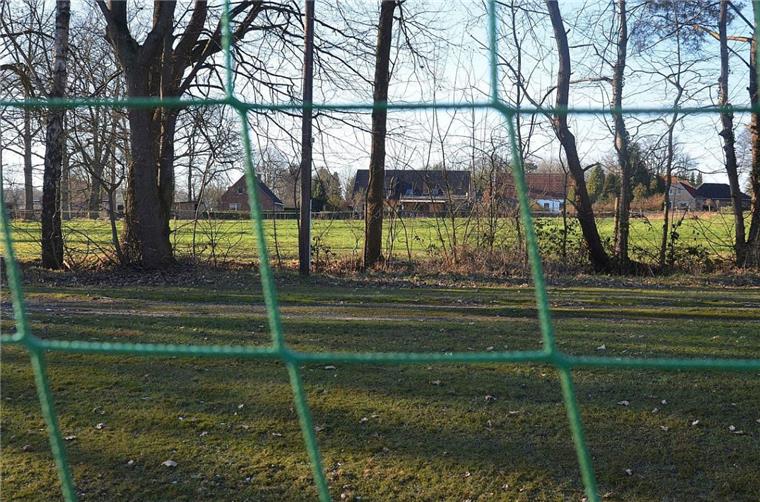 Gemeinde Kirchtimke will aus Weide Bauland machen In direkter Nachbarschaft zum Kirchtimker Sportplatz würde der Gemeinderat gern ein Baugebiet ausweisen.