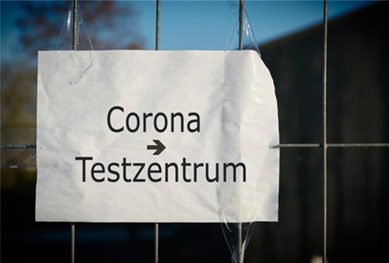 Corona-Massentests kosten 2020 bis zu 7,6 Milliarden In Kitas, Schulen, Krankenhäusern und Pflegeheimen soll systematisch getestet werden. Diese Massentests können die gesetzlichen Krankenkassen teuer zu stehen kommen.