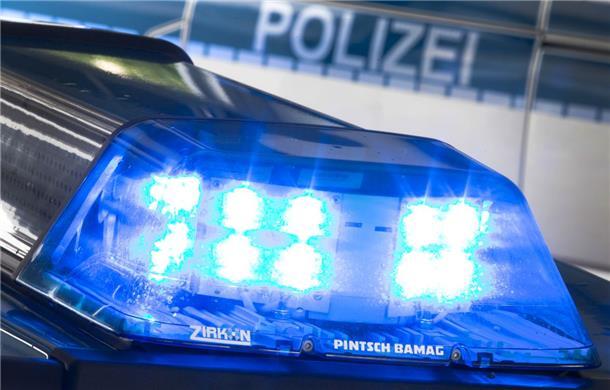 In Leherheide ist ein Autofahrer gegen ein Verkehrsschild gefahren. Er war betrunken.