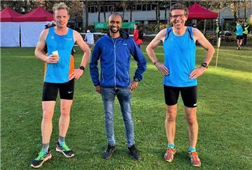 In Lingen wurden (von links) Torsten Bruns, Abiel Hailu und Jörg Brunkhorst von der SG akquinet Lemwerder Bezirksmeister.