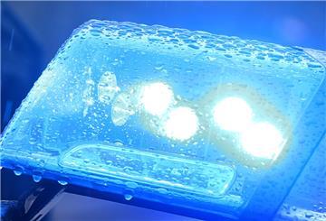 Blaulicht auf Polizeiwagen.