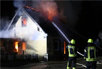 In Lunestedt ist am Dienstagabend ein Einfamilienhaus abgebrannt.