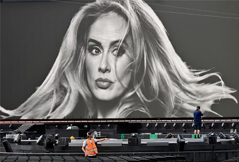„Den Ruhm, den hasse ich“ – Adele und die neue Superstar-Ära In München wurde für Adele eigens eine Bühne entwickelt.