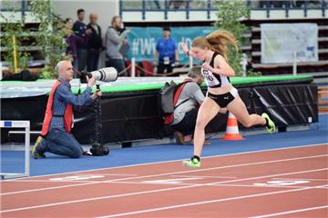 In Neubrandenburg wurde die 15-jährige Jule Wachtendorf vom SV Nordenham in ihrem 60-Meter-Vorlauf in 7,70 Sekunden Zweite.