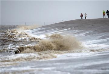 Wetterumschwung in Niedersachsen: Gewitter, Frost und Schneefall möglich