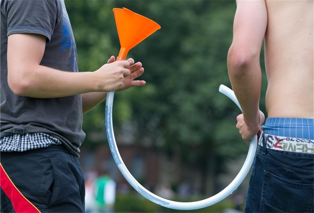 Zahl der Komatrinker im Alter bis 15 Jahren steigt In Niedersachsen wurden im Jahr 2019 insgesamt 280 Jungen und Mädchen zwischen zehn und 15 Jahren alkoholbedingt ins Krankenhaus gebracht.