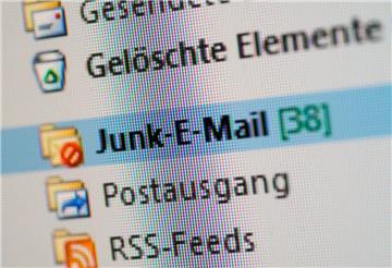 In Ostfriesland hat ein Unbekannter Spammails an mehr als 1000 Schüler, Eltern und Lehrer eines Gymnasiums verschickt.