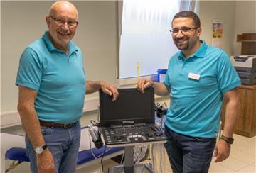 In Rodenkirchen gibt es nun einen Hausarzt mehr. Der Internist und Gastroenterologe Saher Eid (rechts) praktiziert in Gemeinschaftspraxis mit Christian Bauer.