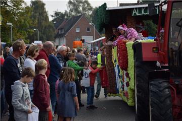 In Rodenkirchen ist man immer ganz nah dran. Foto: Edel