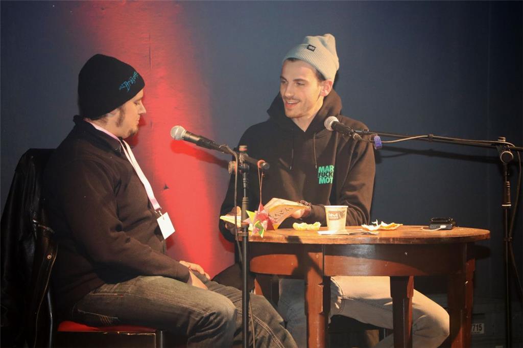 In Rüspel ist es selten so wuselig wie heute.  Foto: Hellwig