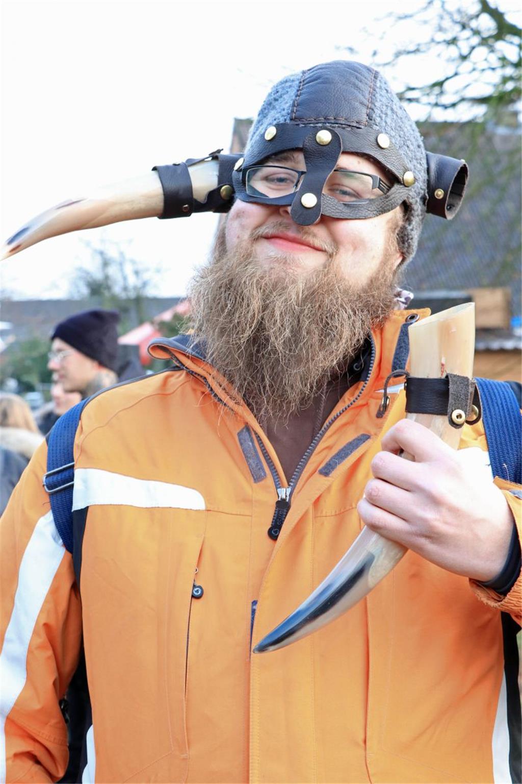 In Rüspel ist es selten so wuselig wie heute.  Foto: Hellwig