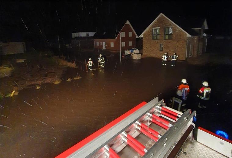 Sturm „Antonia“: Erneut Überflutung in Schiffdorf In Schiffdorf kam es zu Überflutungen in der Nacht.
